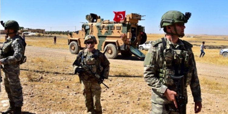 هل تنسحب القوات التركية من قواعدها بشمال سوريا؟