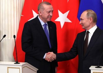 الكرملين يرفص دعوة أردوغان بشأن لقاء بوتين وزيلينسكي