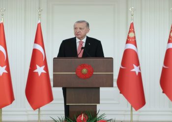 أردوغان يؤكد تصميم تركيا على شن عملية عسكرية في سوريا