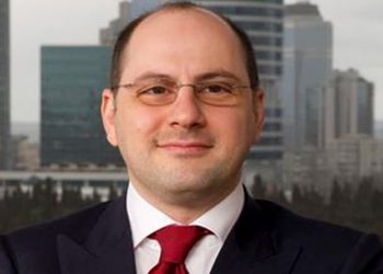 تركيا.. حظر أخبار شقيق صهر أردوغان