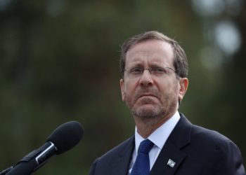 رئيس الكيان الإسرائيلي سيزور “البحرين” قريبًا