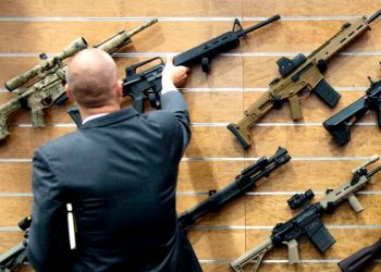 تركيا منزعجة من إلغاء حظر السلاح الأمريكي على قبرص اليونانية