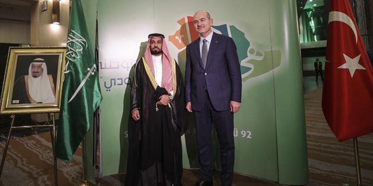 السفارة السعودية في “أنقرة” تحتفل باليوم الوطني الـ”92″ للمملكة بحضور وزير الداخلية التركي