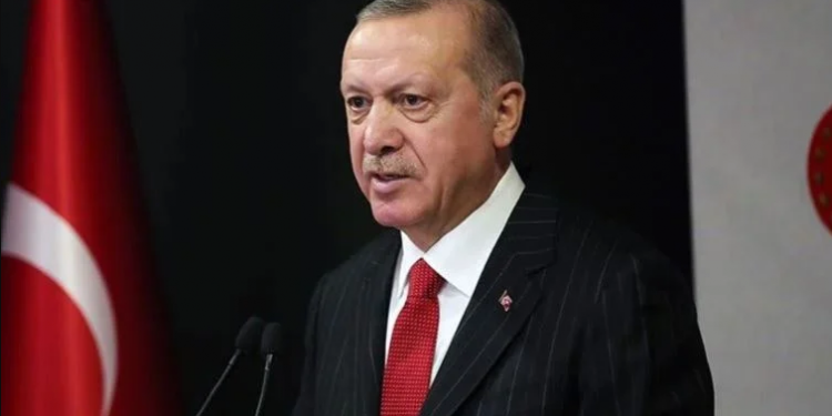 حبس صحفي تركي بتهمة إهانة أردوغان