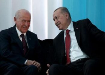 صحفي تركي: حزب أردوغان سيخوض الانتخابات بدون تحالفات