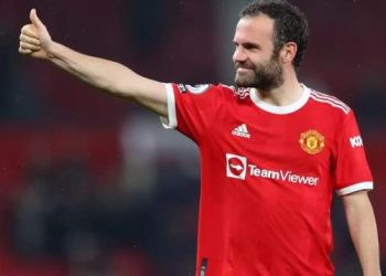 غلطة سراي يضم خوان ماتا لاعب مانشستر يونايتد