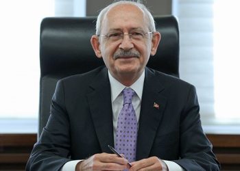 زعيم المعارضة يقول إنه لا يحب القصور.. هل يقصد أردوغان؟