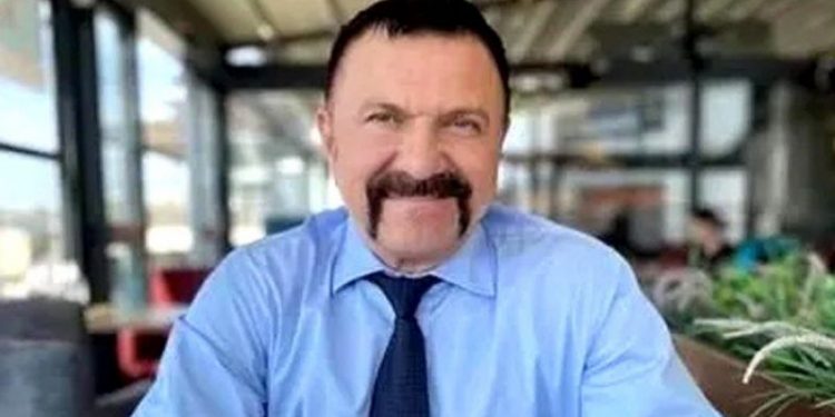 الإنتربول يصدر مذكرة توقيف حمراء بحق جنرال تركي متقاعد