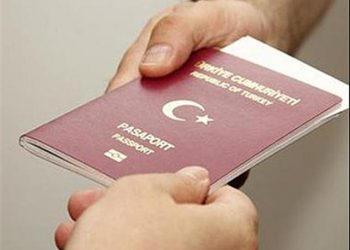 السعودية تتيح للأتراك تأشيرة عند الوصول