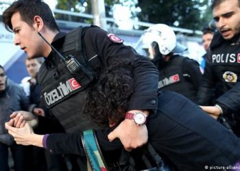 تركيا.. اعتقال 543 خلال يوم واحد!