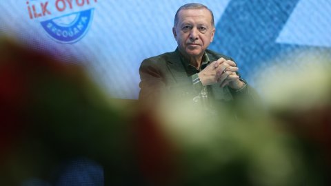 برلماني معارض: زيارة أردوغان إلى ديار بكر دليل على لقائه مع أوجلان