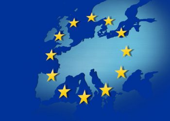 الاتحاد الأوروبي يدعو تركيا للتوقف عن إصدار قوانين لإسكات المعارضة