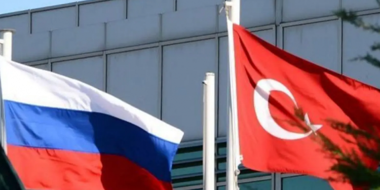 الهروب من حرب بوتين إلى تركيا