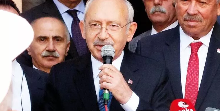 زعيم المعارضة التركية: أنا من ألغيت حظر الحجاب في الجامعات