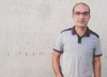 الصحفي التركي أحمد بيلجا يتعرض لاعتداء في السجن