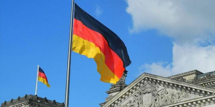 تركي في ألمانيا يتهم بالتخابر لصالح أنقرة