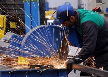 تراجع طفيف بنمو الإنتاج الصناعي في تركيا على الصعيد السنوي