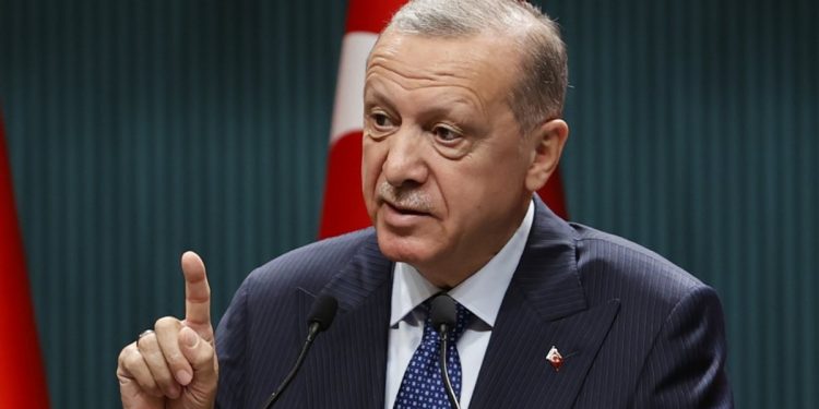 أردوغان يكرر تهديده للسويد وفنلندا