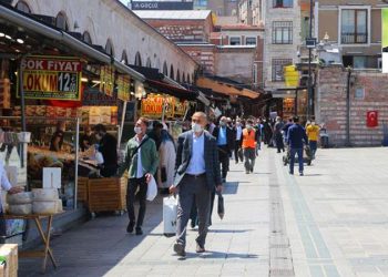 تركيا.. تراجع في المبيعات في ظل تضاعف الأسعار