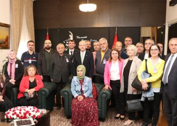 زعيم المعارضة التركية: سنحل أزمة الفصل التعسفي مهما كلفتنا