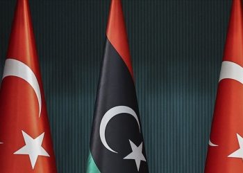 وزير خارجية تركيا على رأس وفد رفيع يزور ليبيا