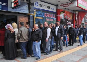 معدل البطالة في تركيا يرتفع إلى 10.1%
