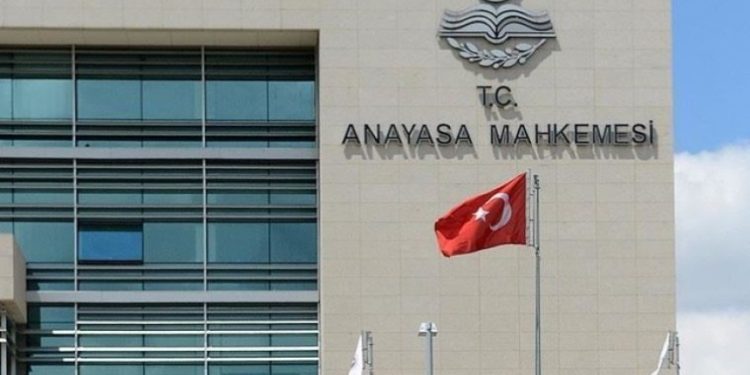 تركيا.. المحكمة الدستورية لا تعتبر حظر التجوال ينتهك حقوق الأكراد!