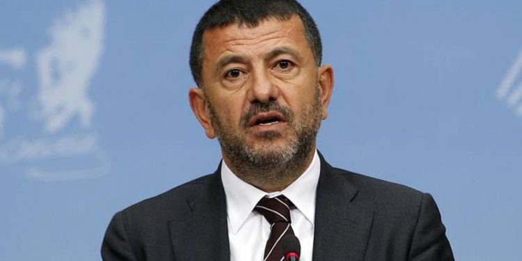 “الشعب الجمهوري”: عدنا 100 عام إلى الوراء بسبب حزب أردوغان