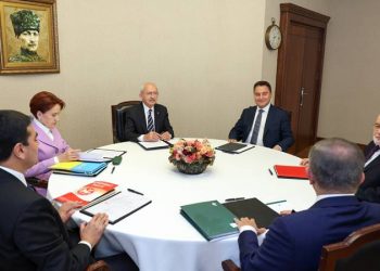 صحفية تركية: ليس المرشح الرئاسي فقط هو مشكلة التحالف السداسي