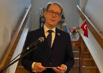 السويد: الحكومة الجديدة ستنأى بنفسها عن التنظيم الكردي في سوريا