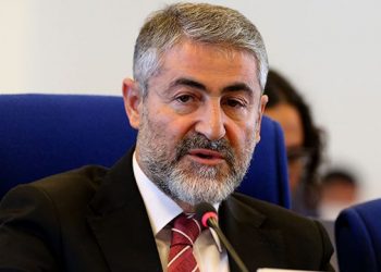 تعليق من وزير المالية التركي بشأن “غسيل الأموال”