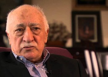 فتح الله كولن يعزي الشعب التركي في حادث إسطنبول