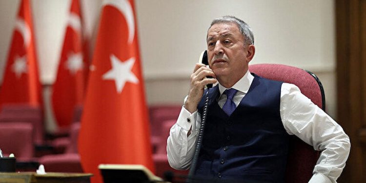 وزير الدفاع التركي: أولوياتنا منع إقامة “ممر إرهابي” في سوريا