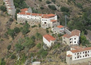 قرية في إسبانيا للبيع بسعر شقة في إسطنبول!