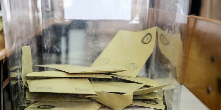 هل تجري الحكومة التركية انتخابات مبكرة في أبريل؟