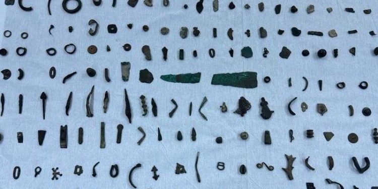 ضبط 3 آلاف و368 قطعة أثرية تاريخية في إسطنبول قبل بيعها