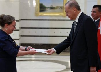 أردوغان يعتمد سفيرة إسرائيل الجديدة في تركيا