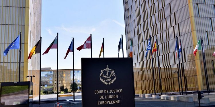 محكمة أوروبية تدين تركيا لانتهاكها حقوق نحو ألف قاض ومدع عام