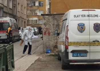 سوري يطعن ابنتيه حتى الموت في قونية