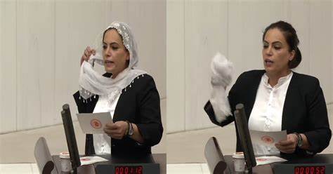 برلمانية تركية تخلع الحجاب أثناء كلمتها أمام مجلس النواب