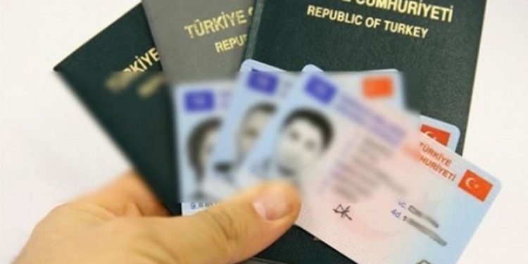 تركيا ترفع رسوم جواز السفر وتصريح الإقامة بشكل كبير في 2023