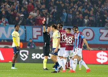 المصري “تريزيجيه” يحرز هدف الفوز لفريقه طرابزون سبور على فنربخشة