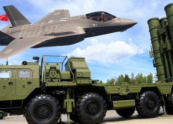 جنرال أمريكي يقترح على تركيا منح أوكرانيا “S-400” مقابل “F35”