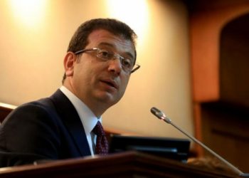 صحفي: وزير شارك في اجتماع سري قبل الحكم على “إمام أوغلو” 