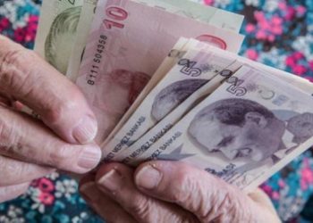 استطلاع رأي: 3000 ليرة تركية فرق بين الحد الأدنى للأجور والحد المتوقع