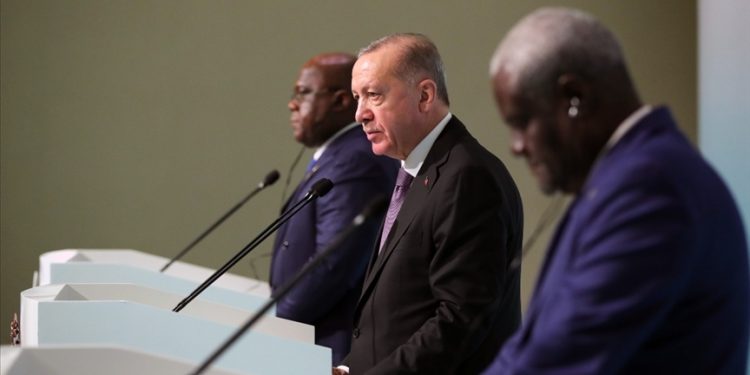 تركيا تعزز علاقاتها مع أفريقيا في ظل توتر علاقاتها مع الغرب