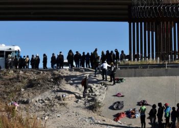 24000 تركي يلجأون إلى الولايات المتحدة من المكسيك 