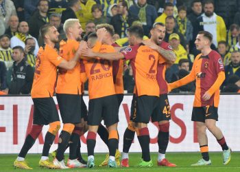 ديربي تركيا.. جالطة سراي يقسو على فنربخشه بـ 3 أهداف