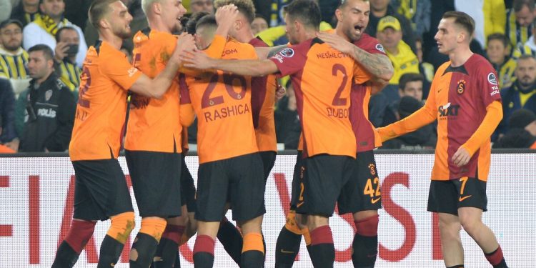 ديربي تركيا.. جالطة سراي يقسو على فنربخشه بـ 3 أهداف