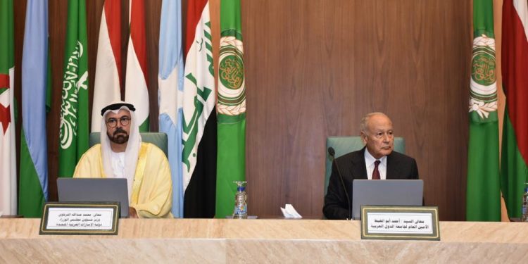 أبو الغيط يهنئ الفائزين بجوائز التميّز العربي